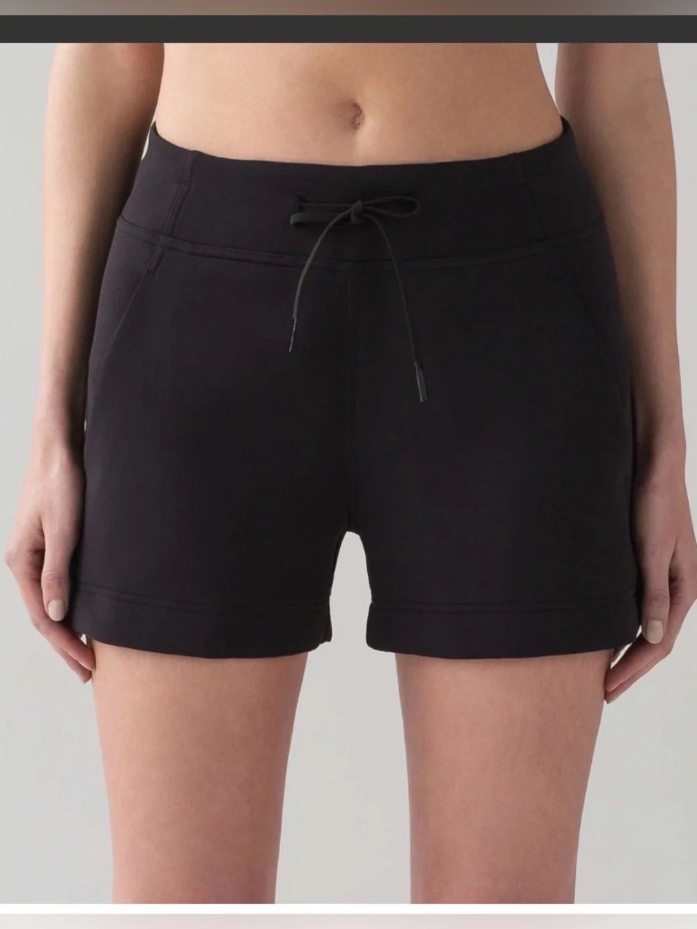 Lululemon In Form Shorts Black , size 12